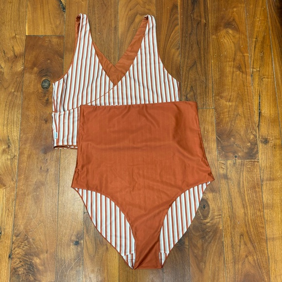 BAIIA High Waist Bikini Set Reversible Striped 8 - Picture 5 of 10